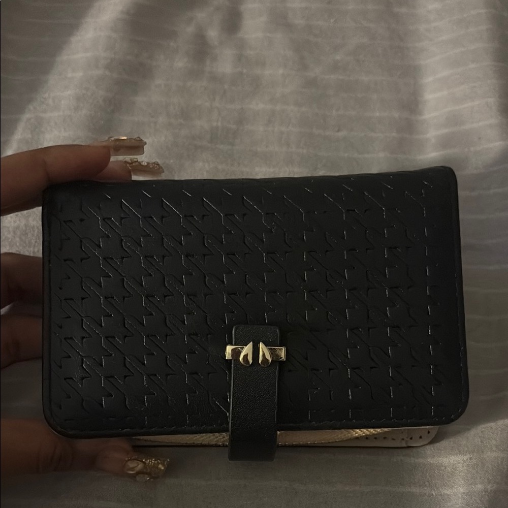 Elegant Black Women's Clutch